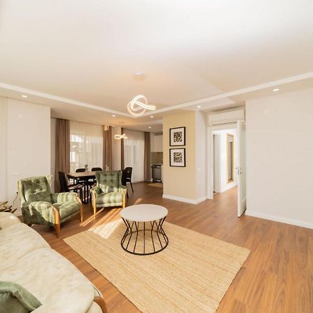 Апартаменты Central Flat With Balcony Near Sea In Muratpasa Анталья Экстерьер фото